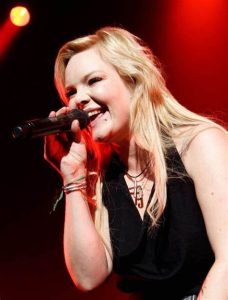 Anette Olzon 