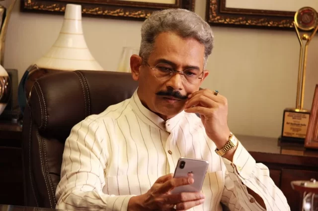 Atul Kulkarni Net Worth