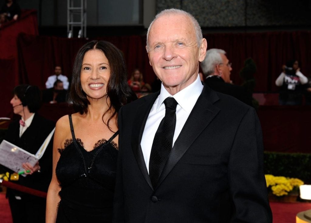 Anthony Hopkins Income