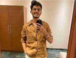 Chai Sutta Bar Net Worth Relationship, Bio, Cars, House, Awards