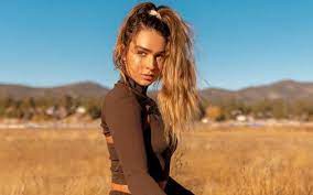 Sommer Ray Net Worth