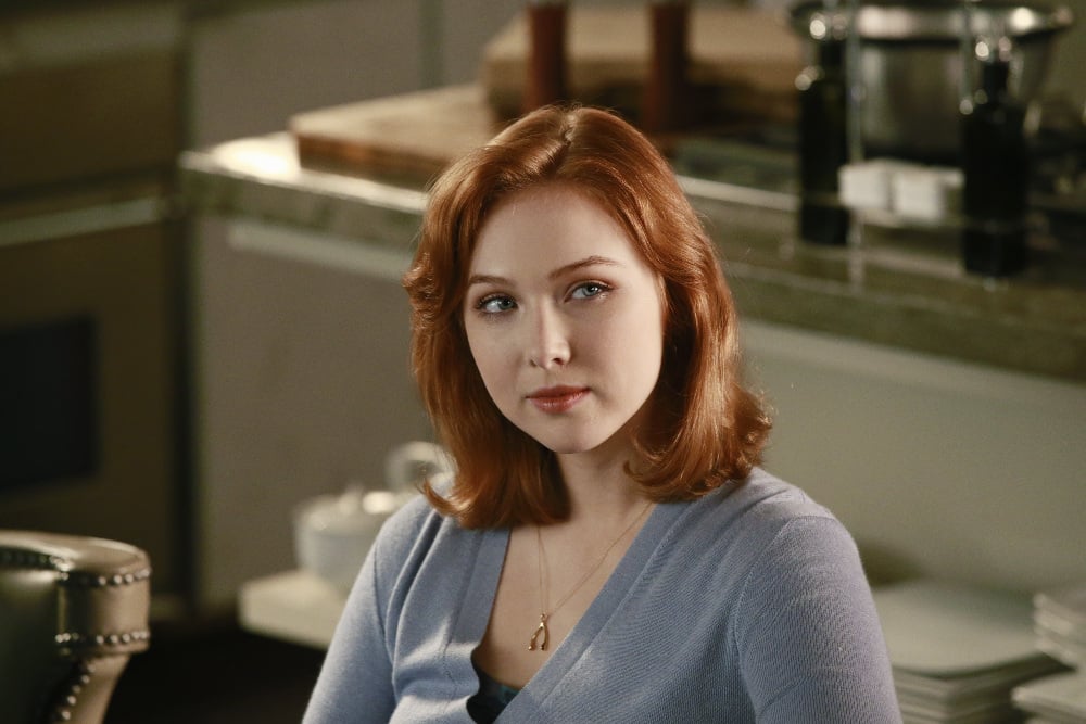 molly quinn biography